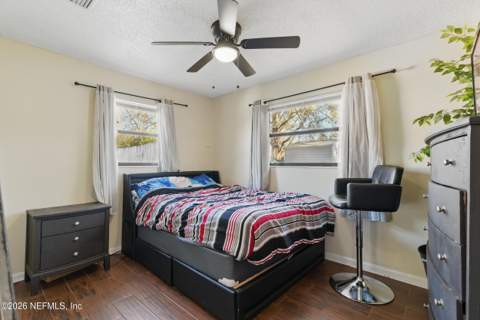 4942 Doncaster Avenue, Jacksonville FL - photo 14 of 21