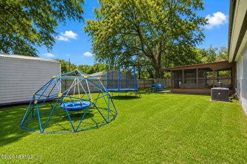 4942 Doncaster Avenue, Jacksonville FL - photo 19 of 21