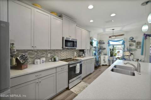 94016 Woodbrier Circle, Fernandina Beach FL - photo 7 of 34