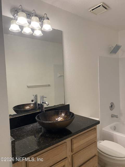 7701 Timberlin Park Boulevard #524, Jacksonville FL - photo 9 of 17