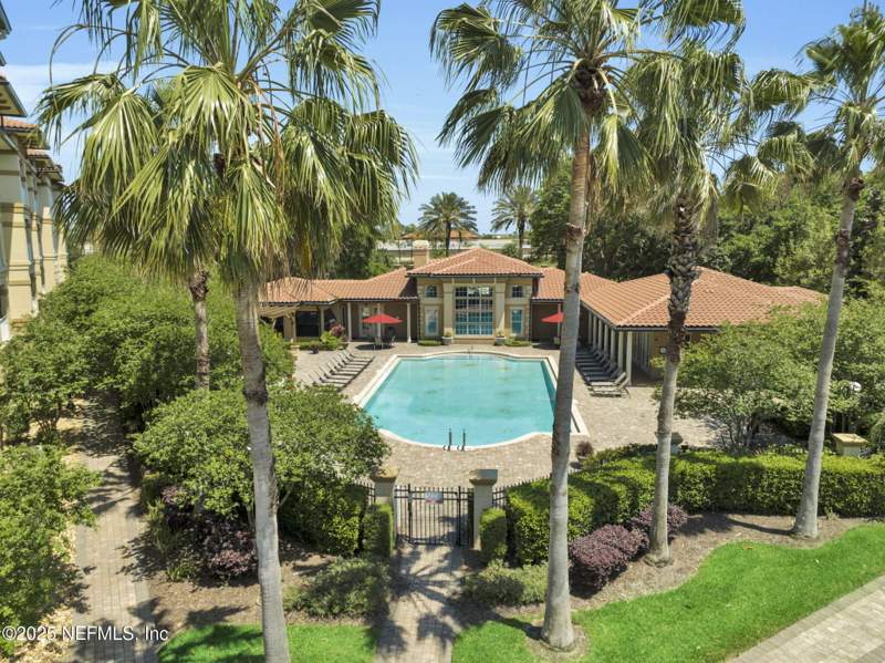 2 bedroom Condominium at 4300 S Beach Parkway #3313, Valencia, Jacksonville Beach — photo 2