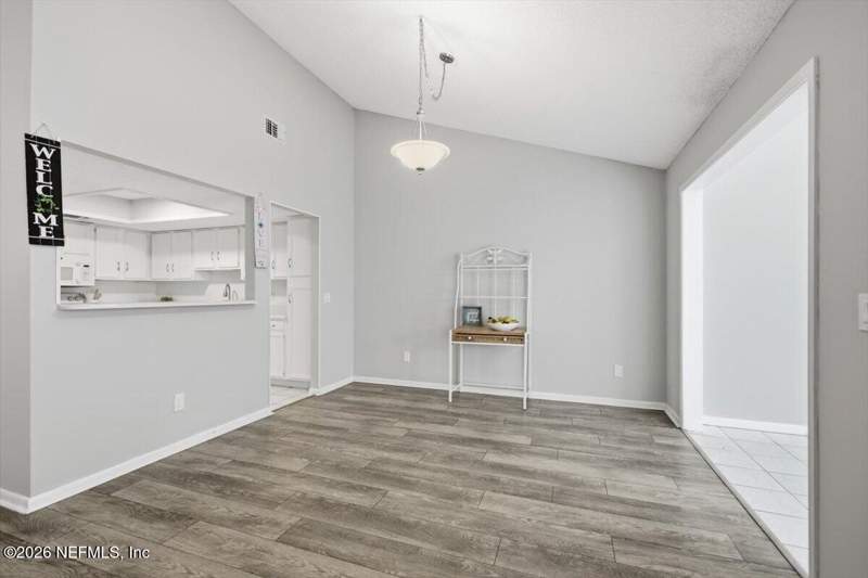 4 bedroom Single Family Residence at 9910 Fawn Brook Drive, Fawn Ridge, Jacksonville — photo 4
