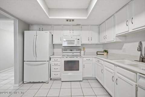 9910 Fawn Brook Drive, Jacksonville FL - photo 7 of 18