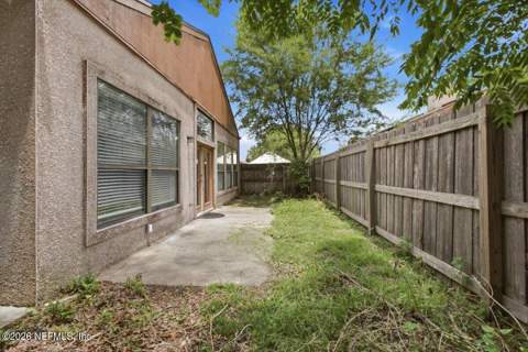 9910 Fawn Brook Drive, Jacksonville FL - photo 17 of 18