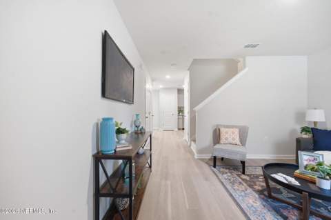 6264 Coolidge Street, Jacksonville FL - photo 7 of 25