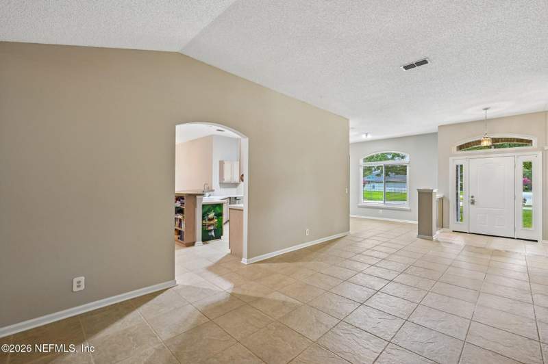 4 bedroom Single Family Residence at 12306 Forest Gate Drive, Somerset At Kensingt, Jacksonville — photo 4