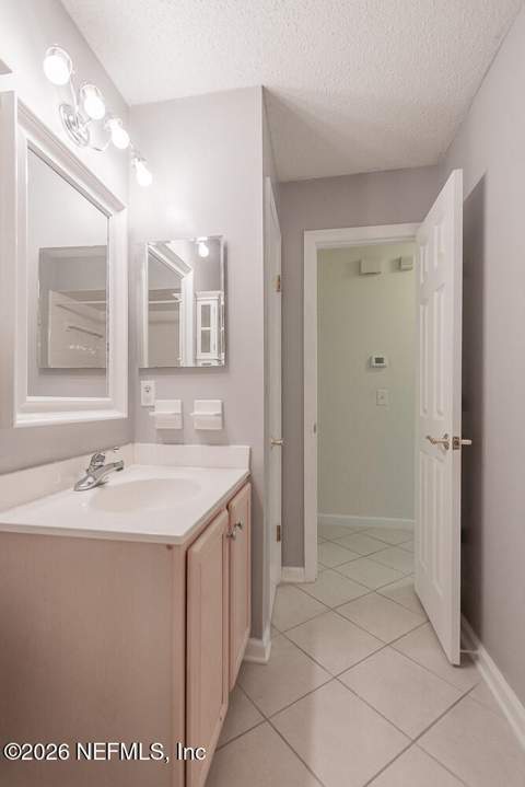 3653 Newcastle Creek Drive, Jacksonville FL - photo 19 of 36
