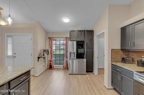 4472 Misty Dawn Court, Jacksonville FL - photo 6 of 25