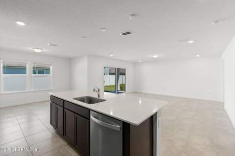 6991 Sandperch Street, Jacksonville FL - photo 15 of 33
