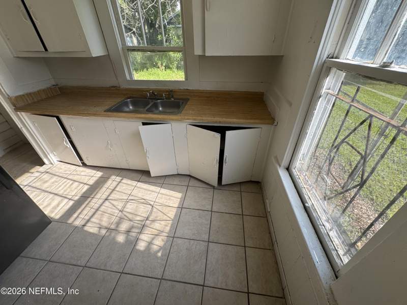 3 bedroom Single Family Residence at 1244 W 5th Street, Barnetts, Jacksonville — photo 3
