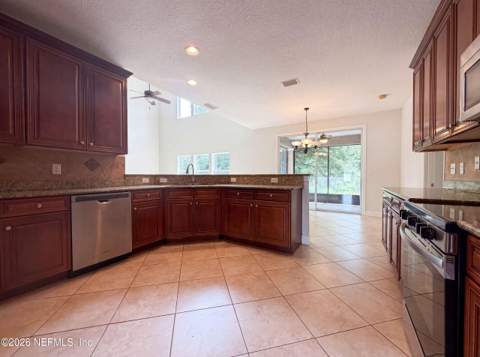 8331 Golden Bamboo Drive, Jacksonville FL - photo 11 of 30