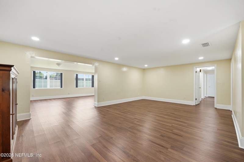 3 bedroom Single Family Residence at 5162 Spring Glen Road, Southpines, Jacksonville — photo 5