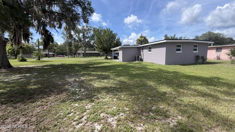 3 bedroom Single Family Residence at 1308 Martin Luther King Jr Boulevard, Shands Platt, Green Cove Springs — photo 4