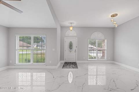10346 Triple Crown Avenue, Jacksonville FL - photo 8 of 54