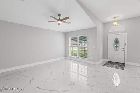 10346 Triple Crown Avenue, Jacksonville FL - photo 12 of 54