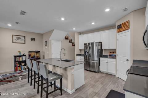 12703 Josslyn Lane, Jacksonville FL - photo 8 of 33