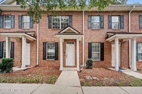 1517 Fieldview Drive, home for sale on Fieldview Drive