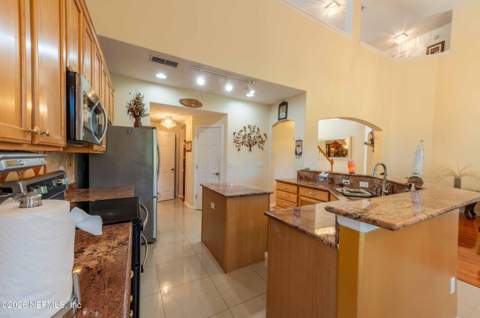 2518 Willow Creek Drive, Fleming Island FL - photo 6 of 14