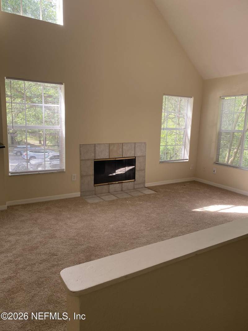 1 bedroom Condominium at 13703 Richmond Park Drive #2705, Bishops Court, Jacksonville — photo 5