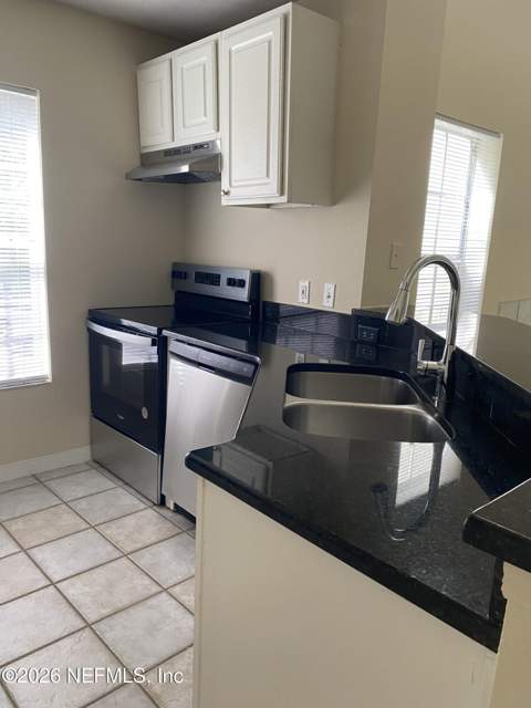 13703 Richmond Park Drive #2705, Jacksonville FL - photo 9 of 24