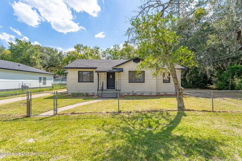 3 bedroom Single Family Residence at 8956 5th Avenue, Rio Vista, Jacksonville — photo 5