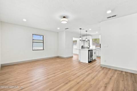 8956 5th Avenue, Jacksonville FL - photo 7 of 34