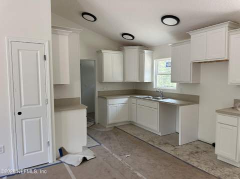 6414 Bowdoin Avenue, Keystone Heights FL - photo 7 of 19