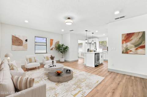 8956 5th Avenue, Jacksonville FL - photo 6 of 34