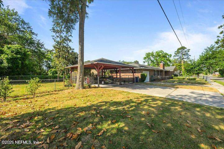 4 bedroom Single Family Residence at 226 E Minnesota Avenue, Macclenny, Macclenny — photo 3