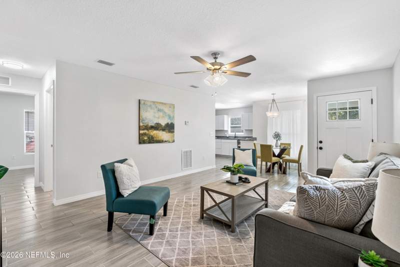 4 bedroom Single Family Residence at 928 Allison Street, Woodstock Park, Jacksonville — photo 5