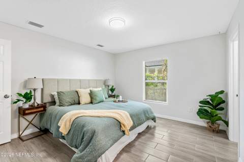 928 Allison Street, Jacksonville FL - photo 8 of 35