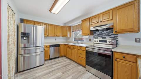 1633 Mary Beth Drive, Middleburg FL - photo 13 of 42