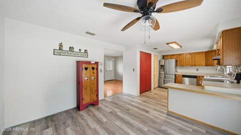 1633 Mary Beth Drive, Middleburg FL - photo 16 of 42