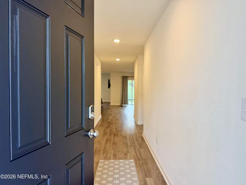 4 bedroom Single Family Residence at 10310 Greystone Drive, Greystone, Glen St. Mary — photo 3