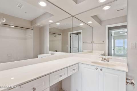 400 E Bay Street #805, Jacksonville FL - photo 23 of 71