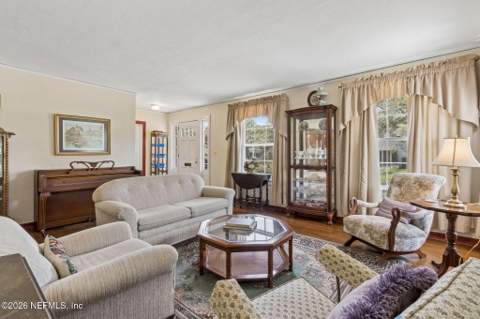 1729 Dogwood Place, Jacksonville FL - photo 8 of 40