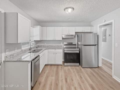 3842 Anvers Boulevard, Jacksonville FL - photo 21 of 75