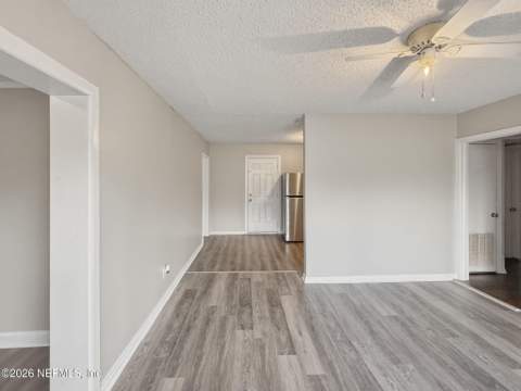 10453 Biscayne Boulevard, Jacksonville FL - photo 7 of 42