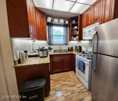 2103 Allandale Circle, Jacksonville FL - photo 12 of 27