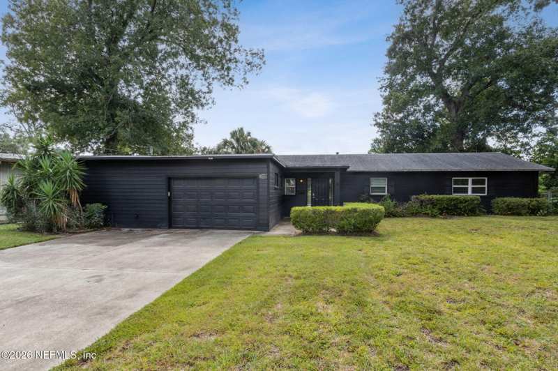 4 bedroom Single Family Residence at 704 Seabrook Cove Road, Seabrook Point, Jacksonville — photo 1