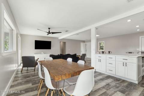 704 Seabrook Cove Road, Jacksonville FL - photo 19 of 42