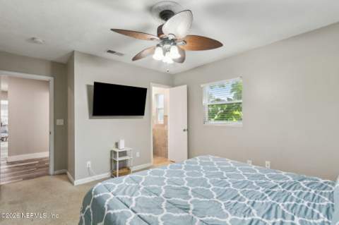 704 Seabrook Cove Road, Jacksonville FL - photo 22 of 42