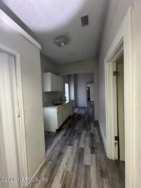 1050 W 8th Street, Jacksonville FL - photo 19 of 22