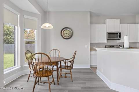 12183 Irwin Manor Drive, Jacksonville FL - photo 15 of 37
