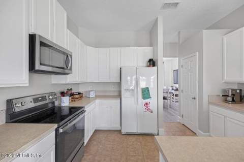 12183 Irwin Manor Drive, Jacksonville FL - photo 12 of 37