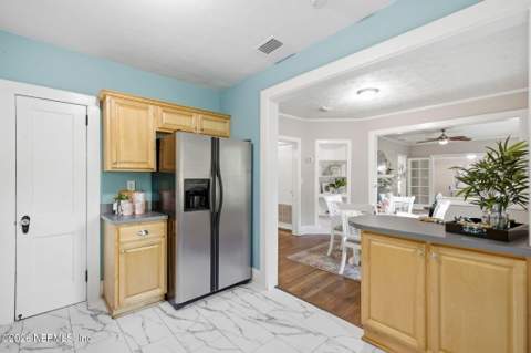 1335 Murray Drive, Jacksonville FL - photo 13 of 48