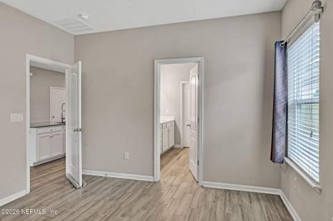 7001 Bowers Creek Drive, Jacksonville FL - photo 18 of 24