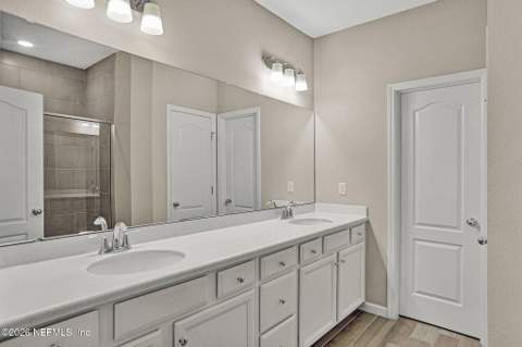 7001 Bowers Creek Drive, Jacksonville FL - photo 19 of 24