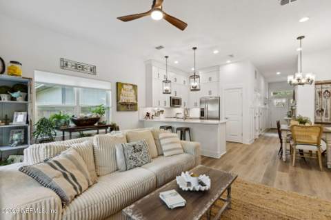 523 S 13th Terrace, Fernandina Beach FL - photo 7 of 58