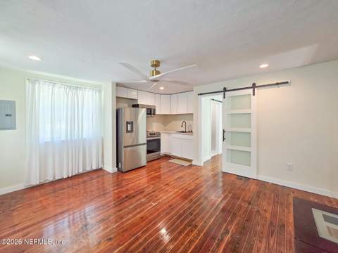 5325 Almond Court, Keystone Heights FL - photo 10 of 32